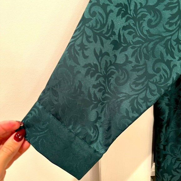 Vintage Lingerie Cacique Satin Emerald Green Button Down Nightgown Size Small S - Picture 5 of 9